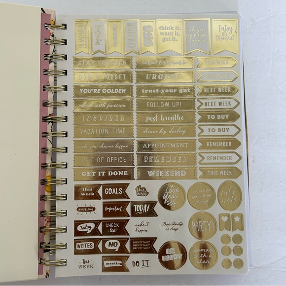 PAPER TALES UNDATED WEEKLY PLANNER NWT - Picture 6 of 11